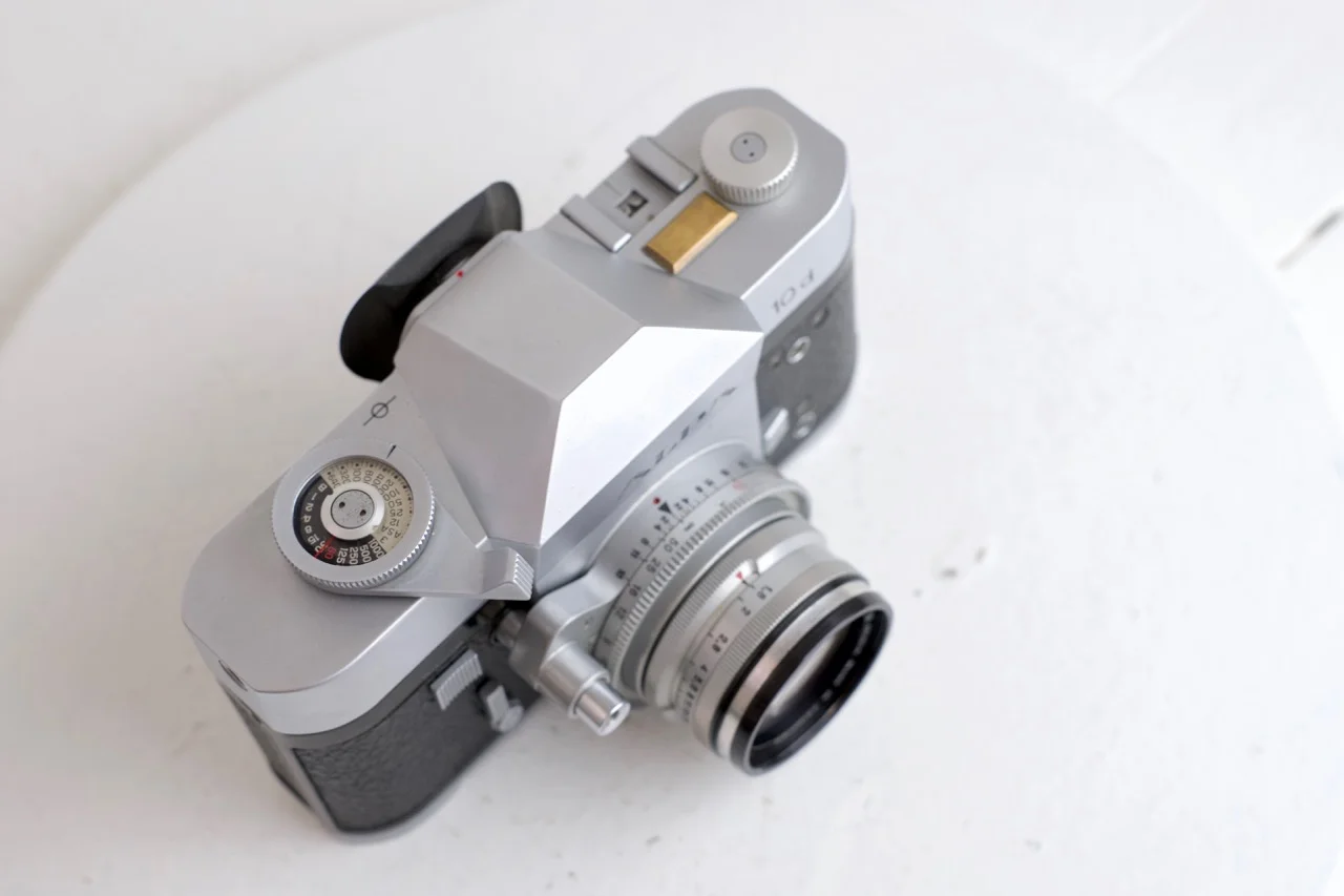 Alpa 10 D 35mm Film SLR Camera with Kern Switar 50mm F/1.8 AR Fast